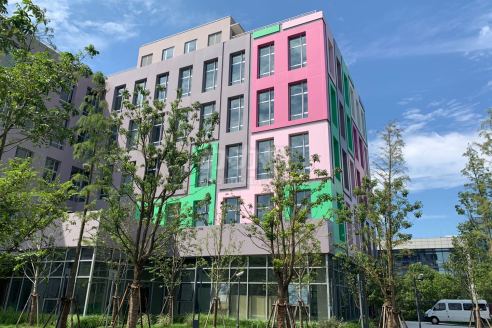 "开幕啦"城市更新园   地 址 : [ 闵行老闵行] 莲花南路2228号 (地图